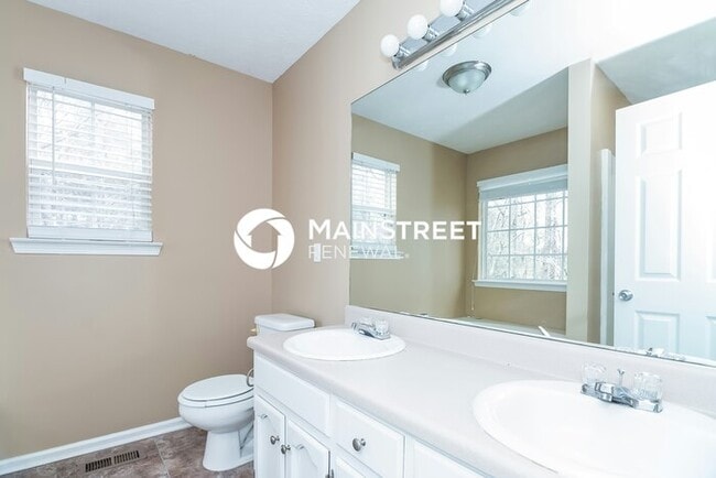 Building Photo - 3 Bedroom Pet-Friendly Home in Palmetto, GA with Main Street Renewal