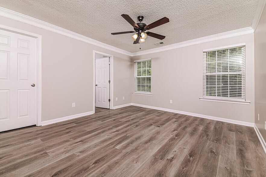 Building Photo - 5816 Carretta Ct