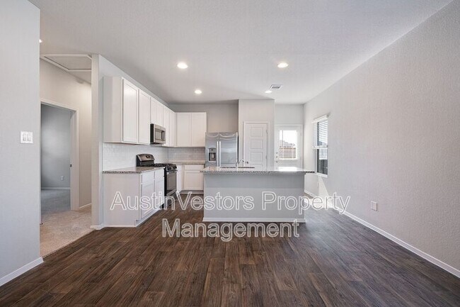 Building Photo - 244 Shugart St