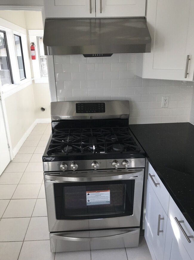 Kitchen View #4 - 430 West Linwood Avenue