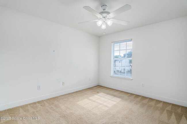 Building Photo - 208 Tin Roof Ave