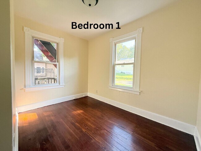 Building Photo - 272 Highland Ave