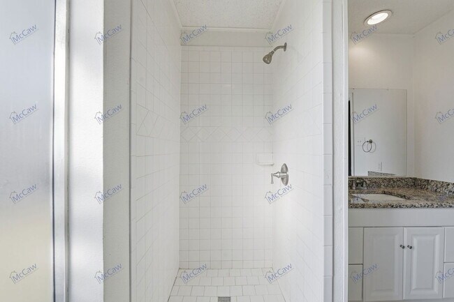 Building Photo - 1736 Brown Trail