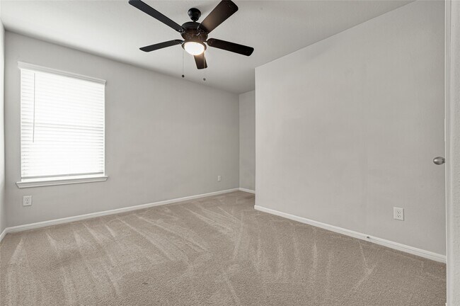 Building Photo - 6518 Wenlock Dr