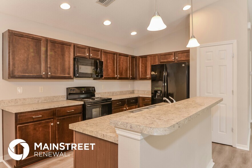 Building Photo - 1167 42nd Terrace E