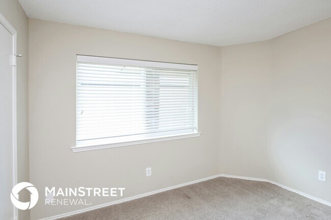 Building Photo - 1144 Paintbrush St