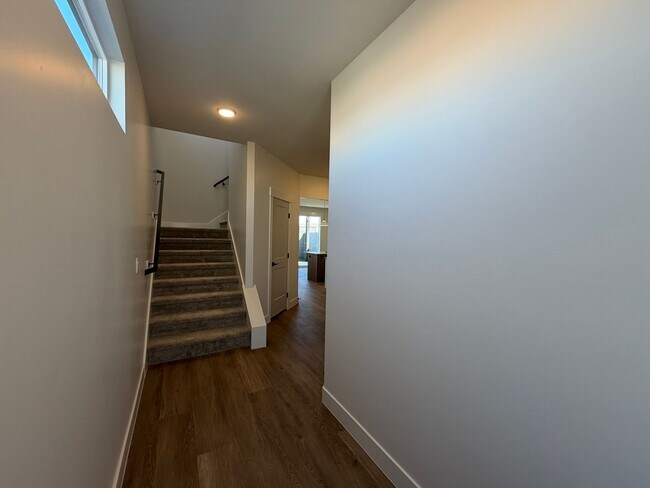 Building Photo - 602 Hemsworth Ln