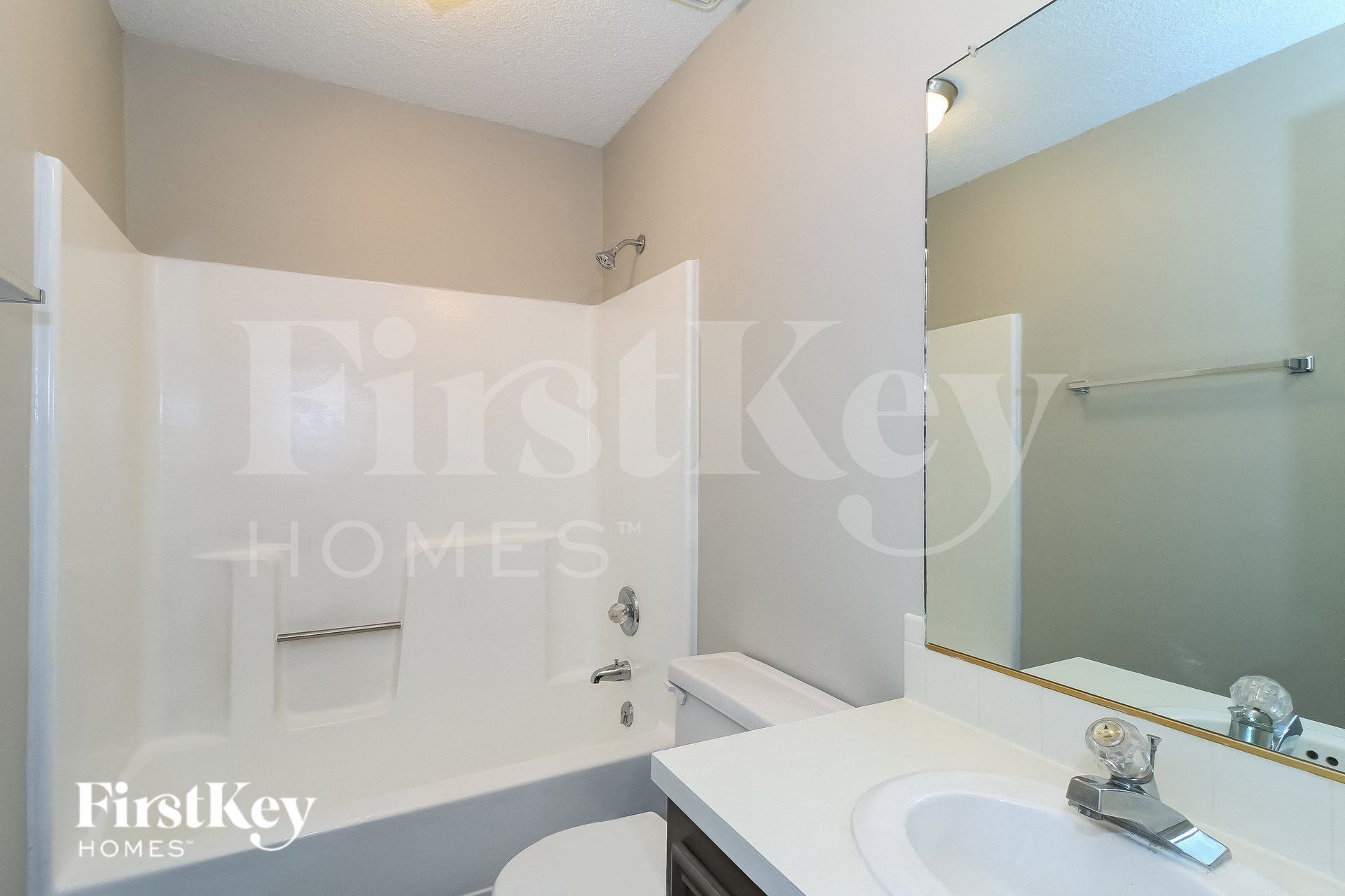 Building Photo - 2328 Pebble Creek Rd