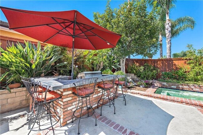 Building Photo - 28371 La Falda