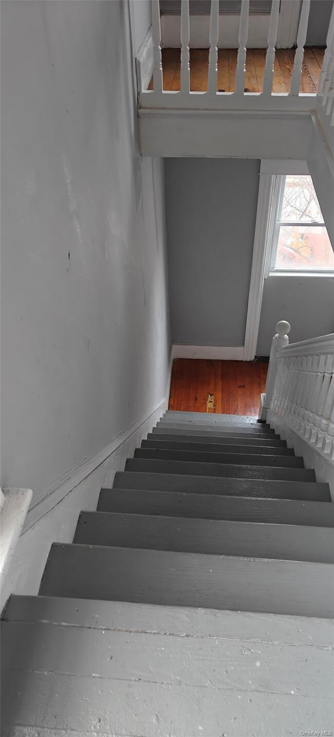 Building Photo - 104 Winnikee Ave