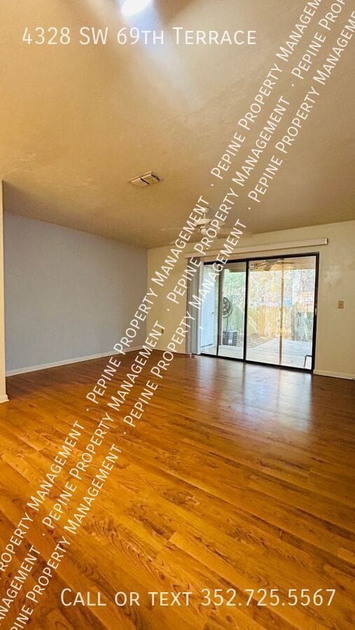 Building Photo - 4328 SW 69th Terrace