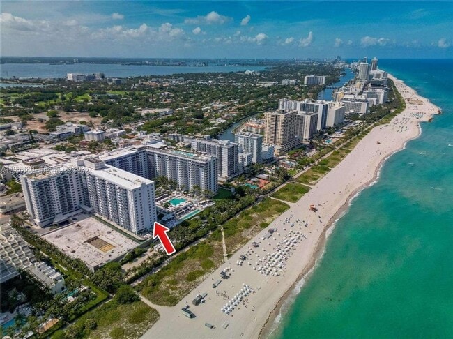 Building Photo - 2301 Collins Ave