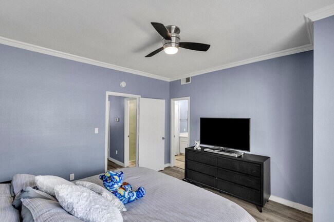 Building Photo - 8600 Coppertowne Ln