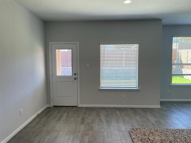 Building Photo - 9721 Fallston Dr