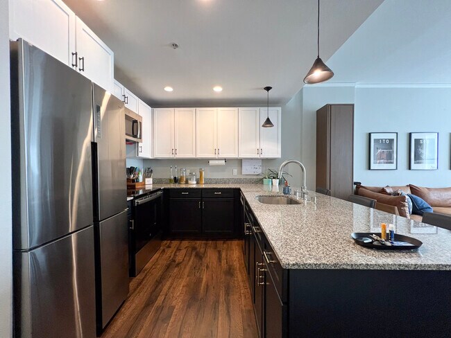 Building Photo - 1975 N Grant St