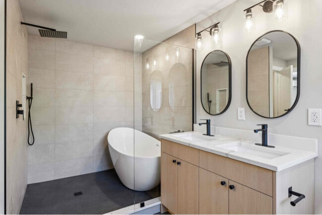 Building Photo - 335 Martin Luther King Jr Way