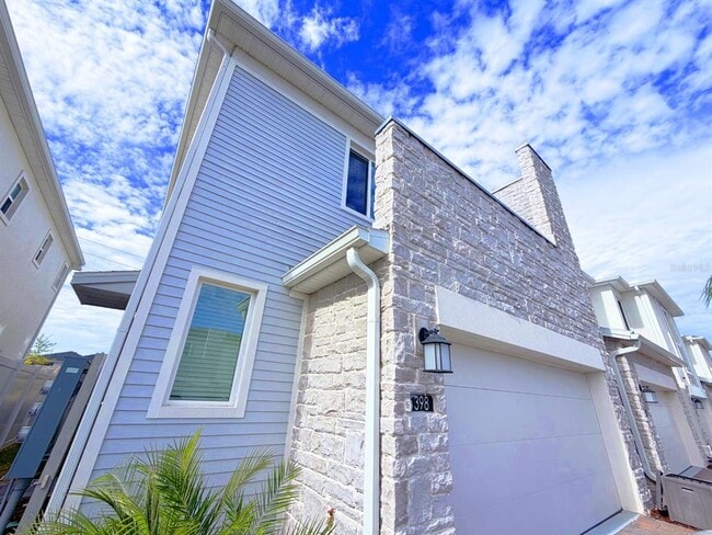 Building Photo - 398 Bogey Dr