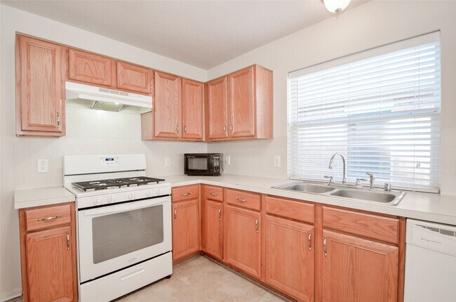 Building Photo - 3314 Rainport Cir