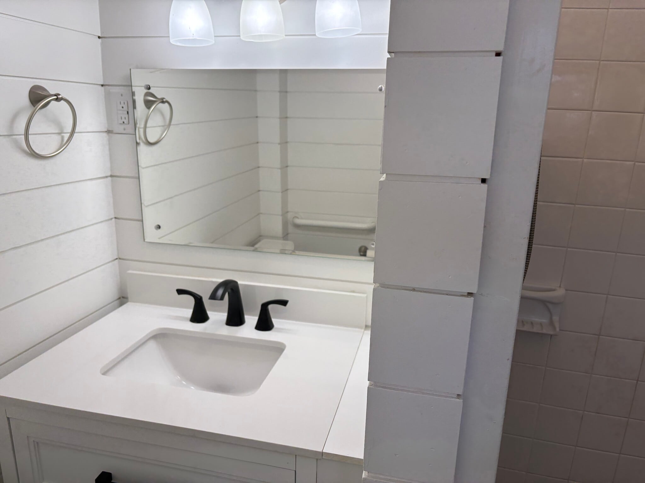 Building Photo - 77 Winding Ln