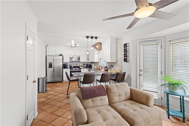 Building Photo - 1204 Defoor Ct NW