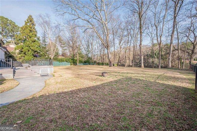 Building Photo - 4562 Columns Dr SE