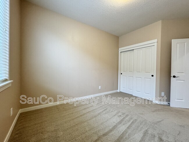Building Photo - 16847 SW Tempest Way