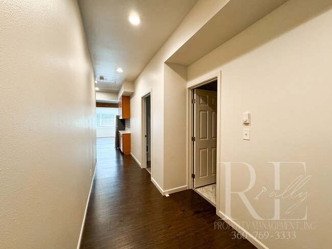 Building Photo - Fully Remodeled: 5 min Walk to Annapolis Foot Ferry