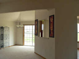 Building Photo - Open Floorplan - Yukon Schools - 3/2