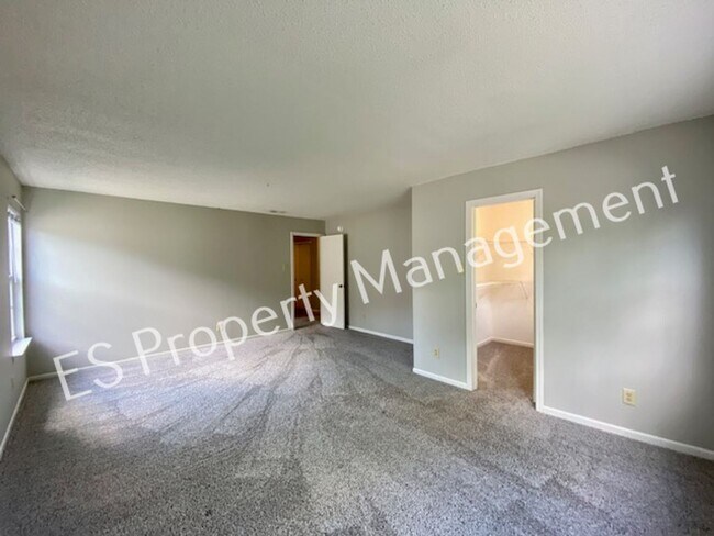 Building Photo - COMING SOON!! Gorgeous 3 Bedroom 2.5 Bath Home in Avon is Near Everything