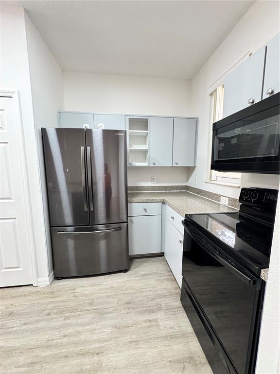 Building Photo - 1264 S Beach Cir