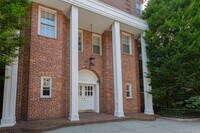 Building Photo - 77-12 35th Ave