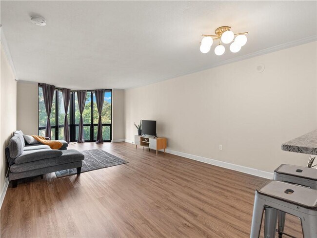 Building Photo - 2870 Pharr Ct S Northwest