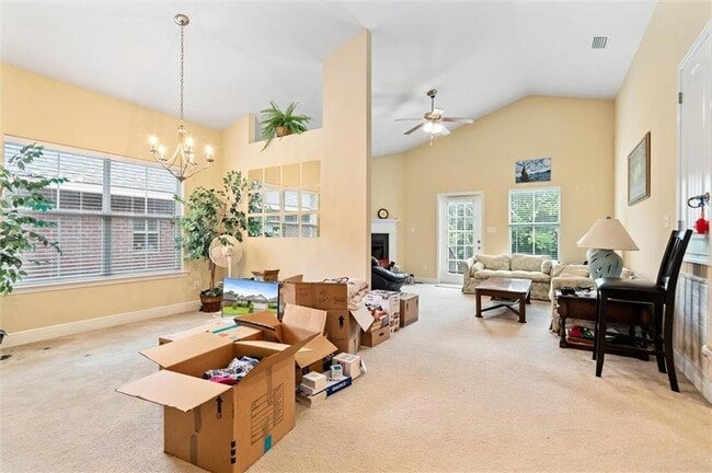 Building Photo - 2520 Bluebeard Ln