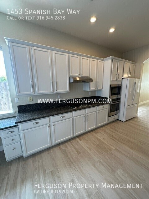 Building Photo - 1453 Spanish Bay Way