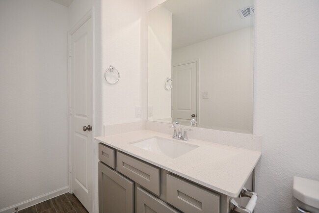 Building Photo - 571 Dry Fork Ln