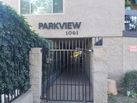 Building Photo - 1061 Park Ave