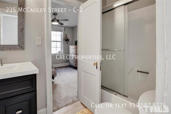 Building Photo - 235 McCauley St