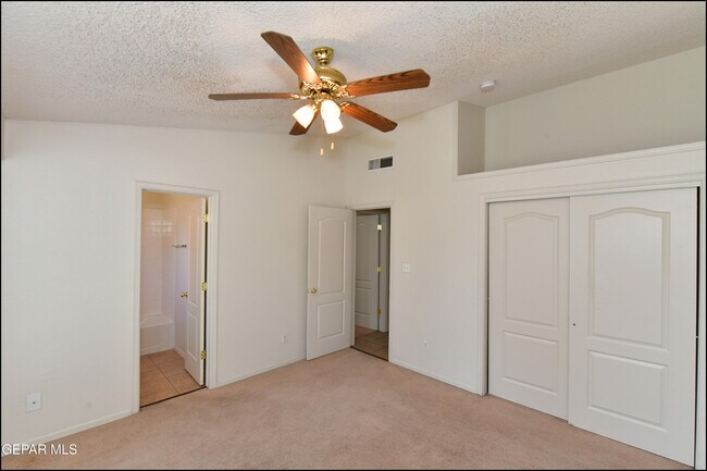 Building Photo - 3112 Tierra Ayala Dr