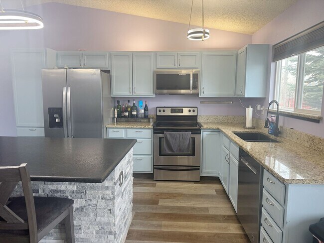 Building Photo - Single Family 3 Bedroom Home in Briargate