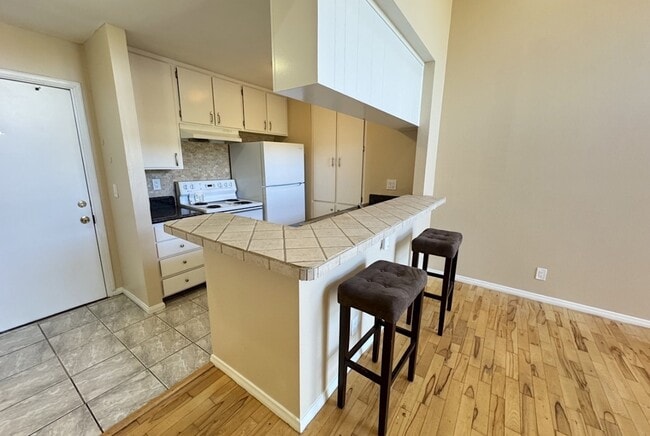 Building Photo - 808 Coriander Dr