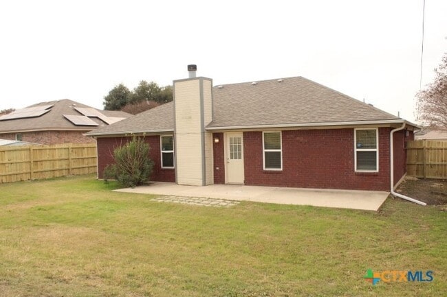 Building Photo - 2713 Fieldstone Dr