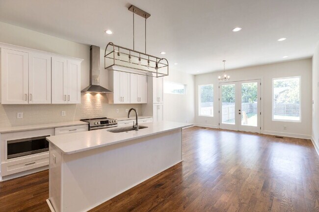 Building Photo - "Charming 4-Bedroom Nashville Oasis with E...