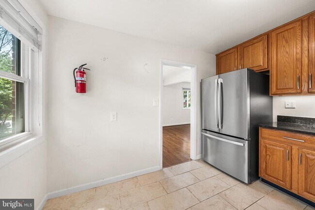 Building Photo - 5313 Taney Ave