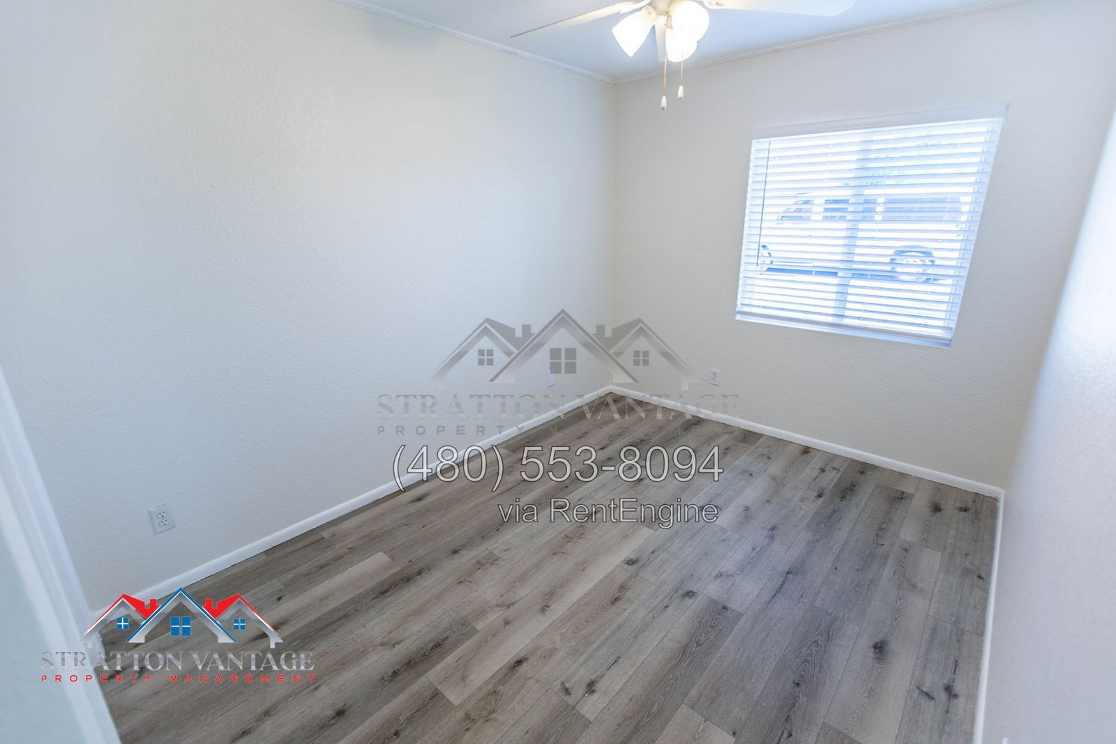Building Photo - 1506 E Forge Ave