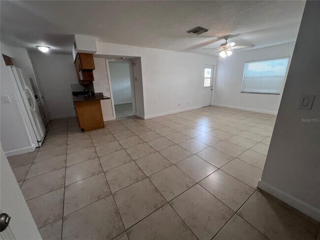 Building Photo - 226 Thorntree Pl