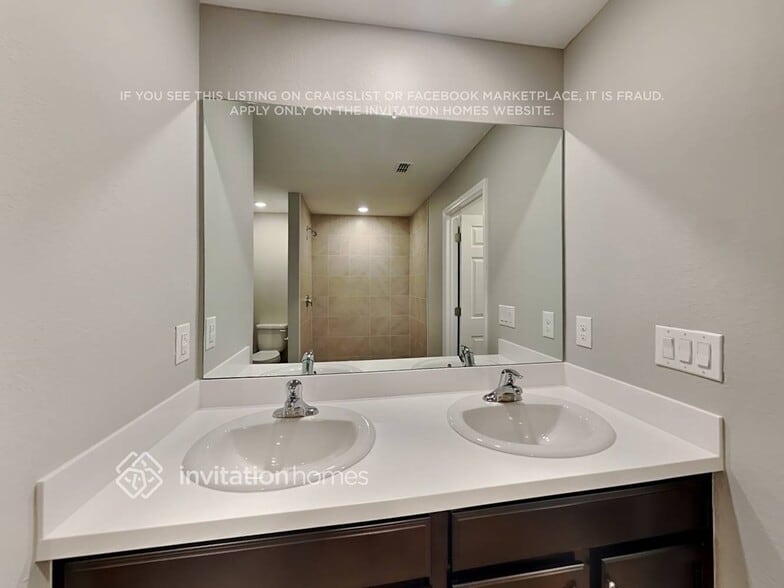 Building Photo - 26201 Mindanao Ln