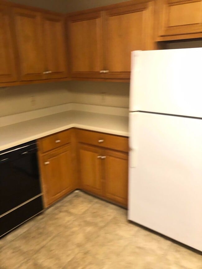 Building Photo - 2Bed/2Bath House!