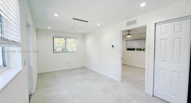 Building Photo - 8442 SW 107th St