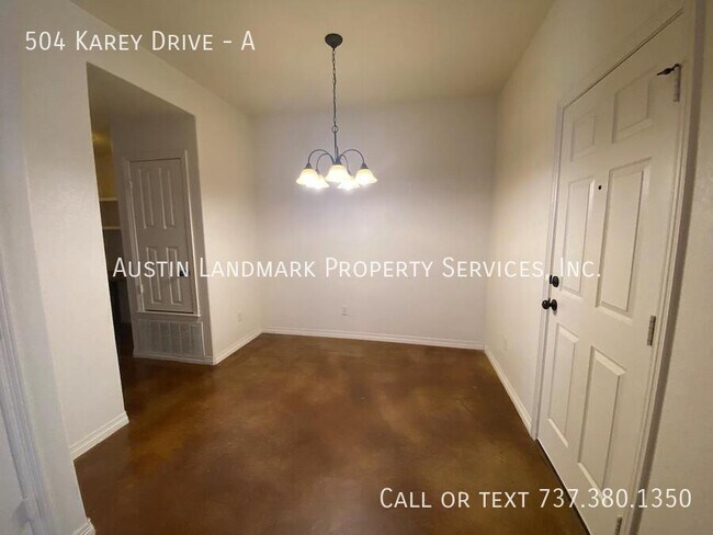 Building Photo - 504 Karey Dr