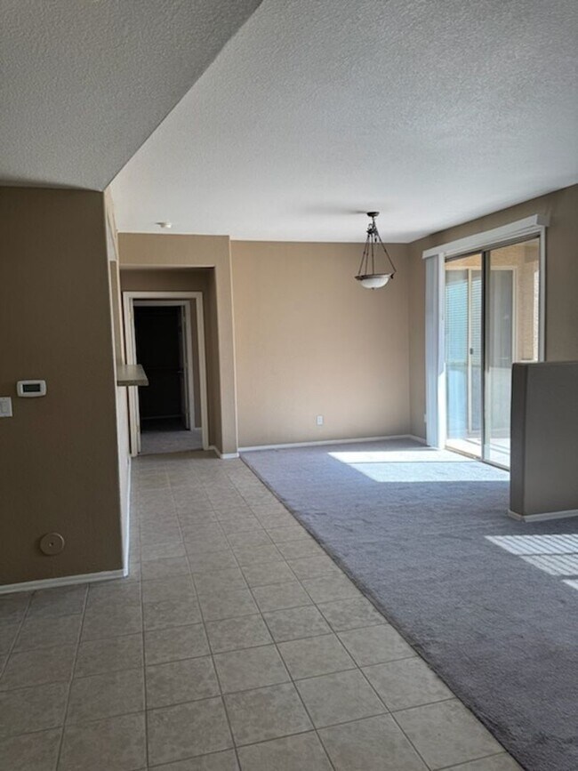 Building Photo - 2 bedroom Mesa Condo rental